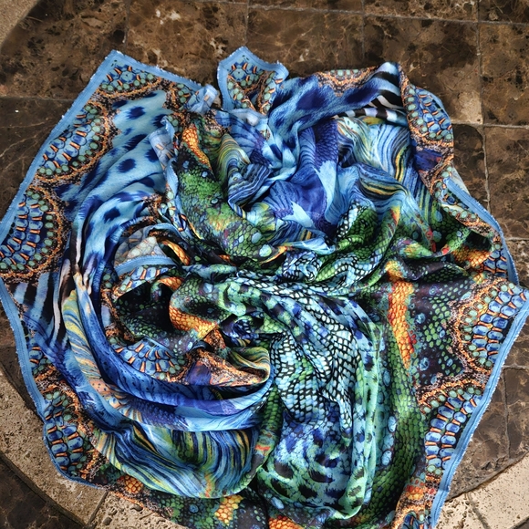 Sakkas Tuma Colorful Printed Lightweight Gauzy Scarf Shawl NWT - Picture 5 of 8